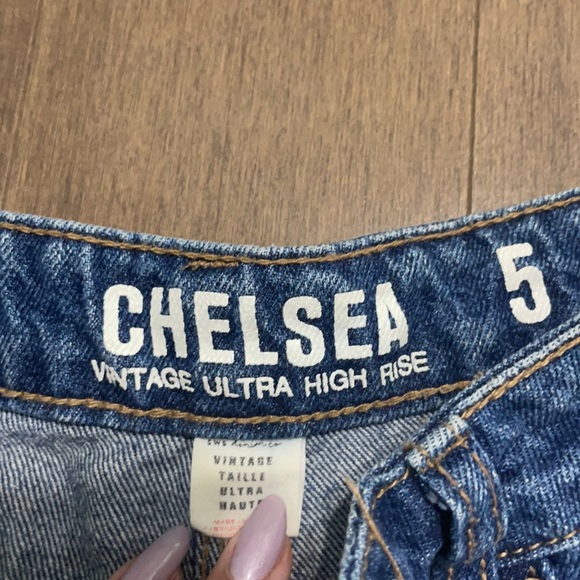 Ripped jean shorts - Picture 4 of 4